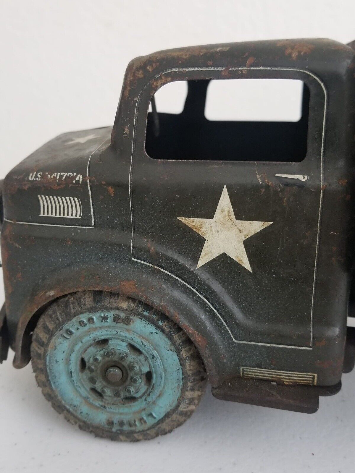 Vintage 1950s LUMAR Military Toy Truck - Pressed Steel Collectible 18.5 Inch - TreasuTiques