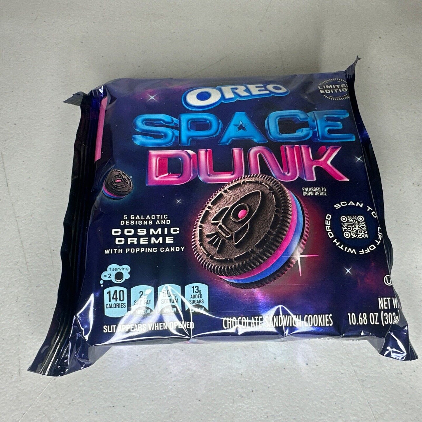 Limited Edition OREO Space Dunk Chocolate Cookies with Popping Candy Cosmic Crème - 10.68oz - TreasuTiques