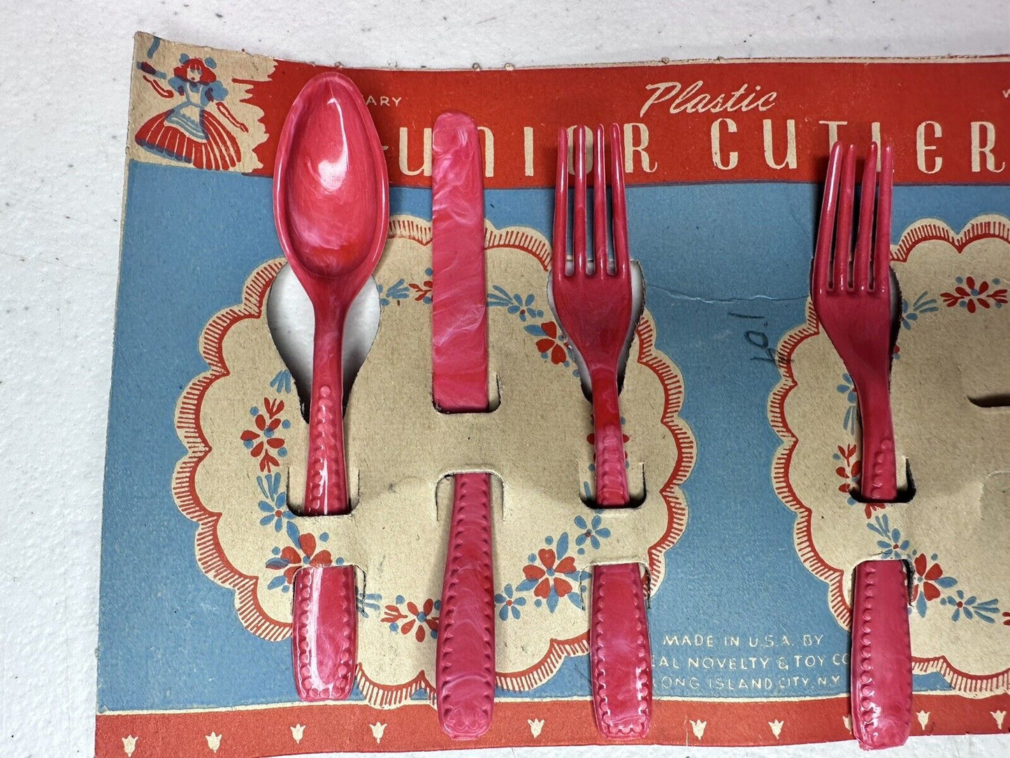 Antique 1930s Red Plastic Junior Cutlery Set by Ideal Novelty – Nostalgic Vintage Find - TreasuTiques