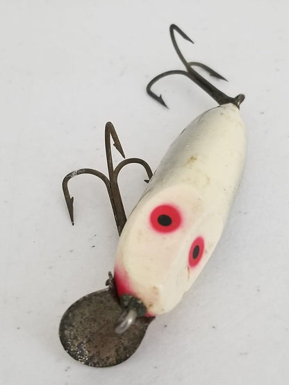 Rare Vintage Red & White Floating Fishing Lure with Dual Treble Hooks - Collectible Angler's Delight - TreasuTiques