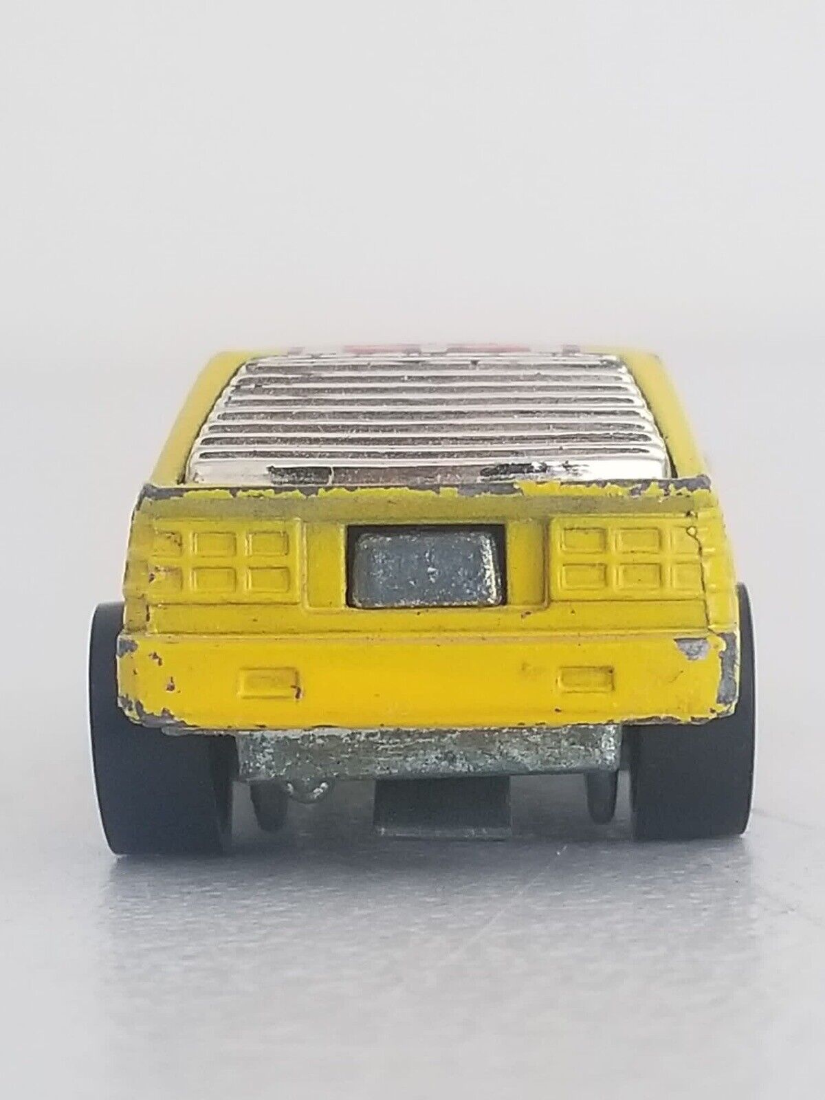 Vintage 1986 Hot Wheels Flip Outs Nissan 200SX Flippin’ Frenzy Yellow Collectible - TreasuTiques