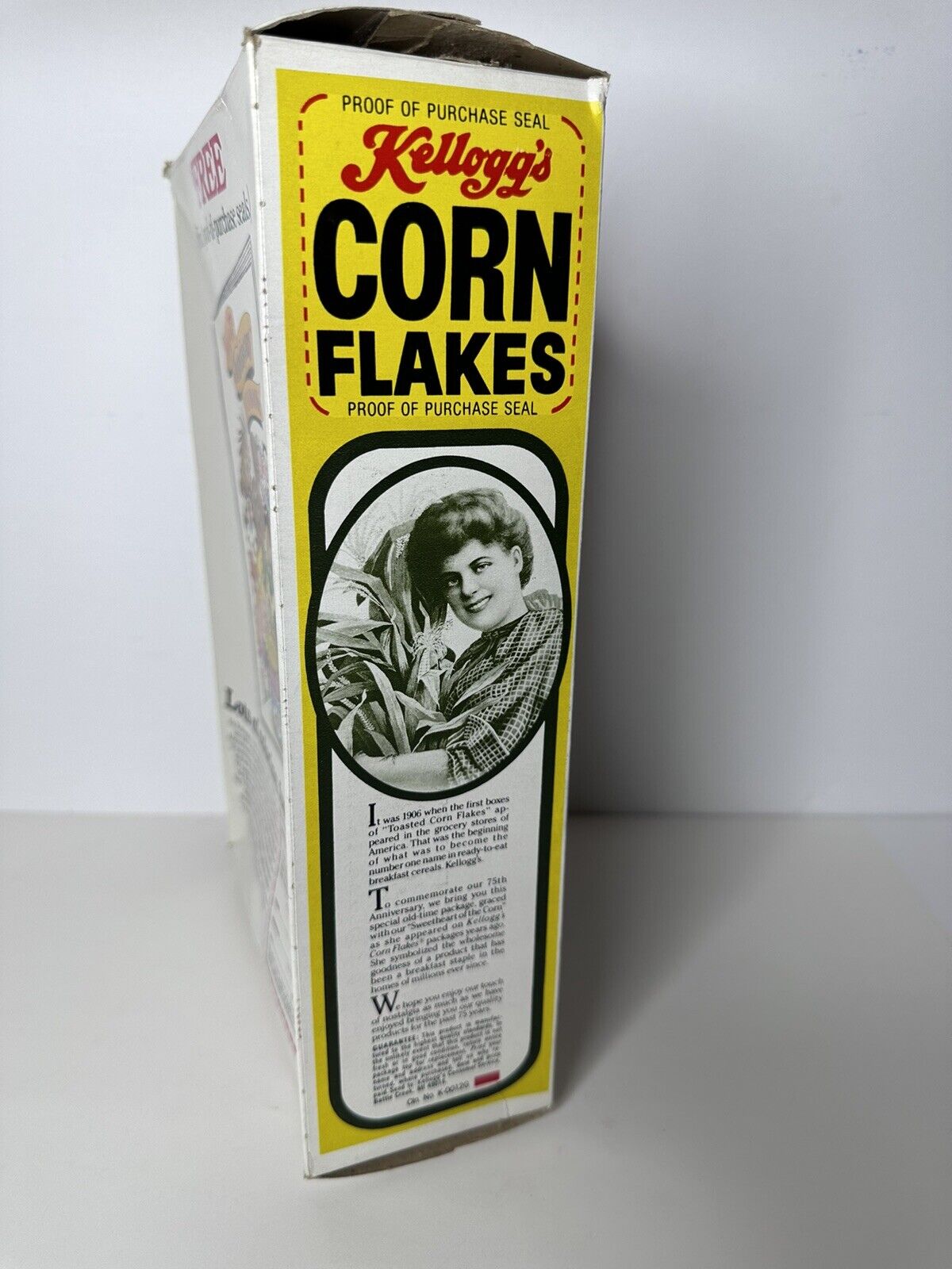 Rare Vintage Kellogg's 75th Anniversary Toasted Corn Flakes Cereal Box with Original Bag (1981) - TreasuTiques