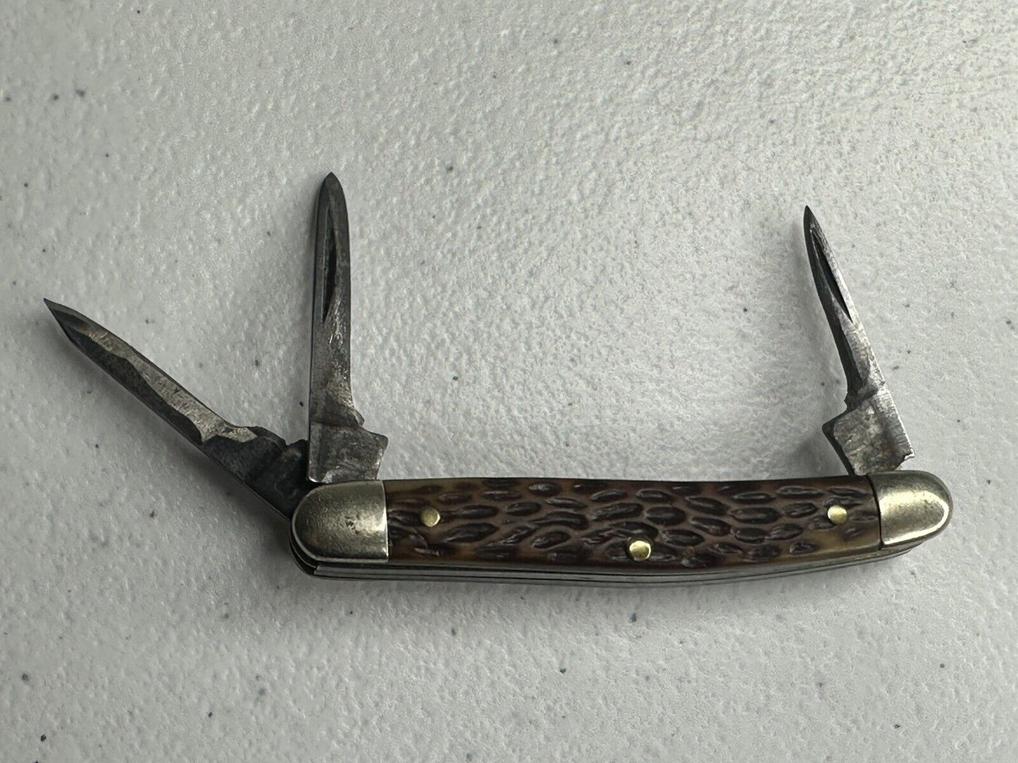 Vintage Schrade Walden #863 Whittler Stockman Pocket Knife - Classic 3-Blade Collectible USA - TreasuTiques