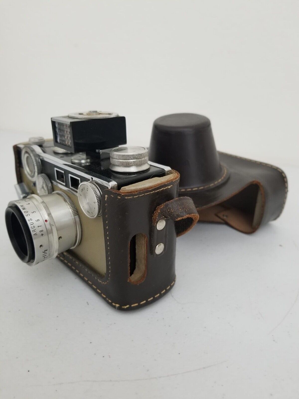 Vintage Argus C3 Match-Matic Rangefinder Camera Kit with Leather Case & Manual - Iconic Mid-Century Photography Collectible - TreasuTiques