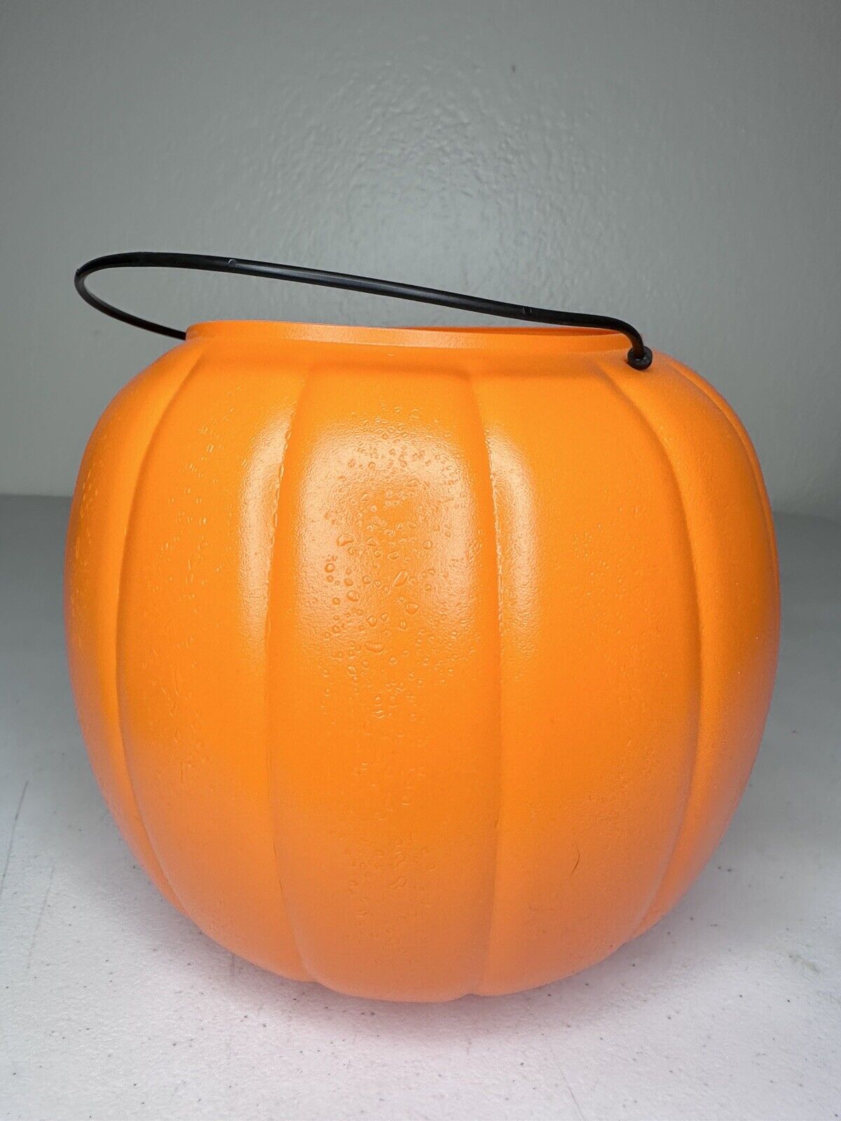 Vintage Classic Smiling Pumpkin Lantern - USA-Made Halloween Candy Bucket by General Foam Plastics - TreasuTiques