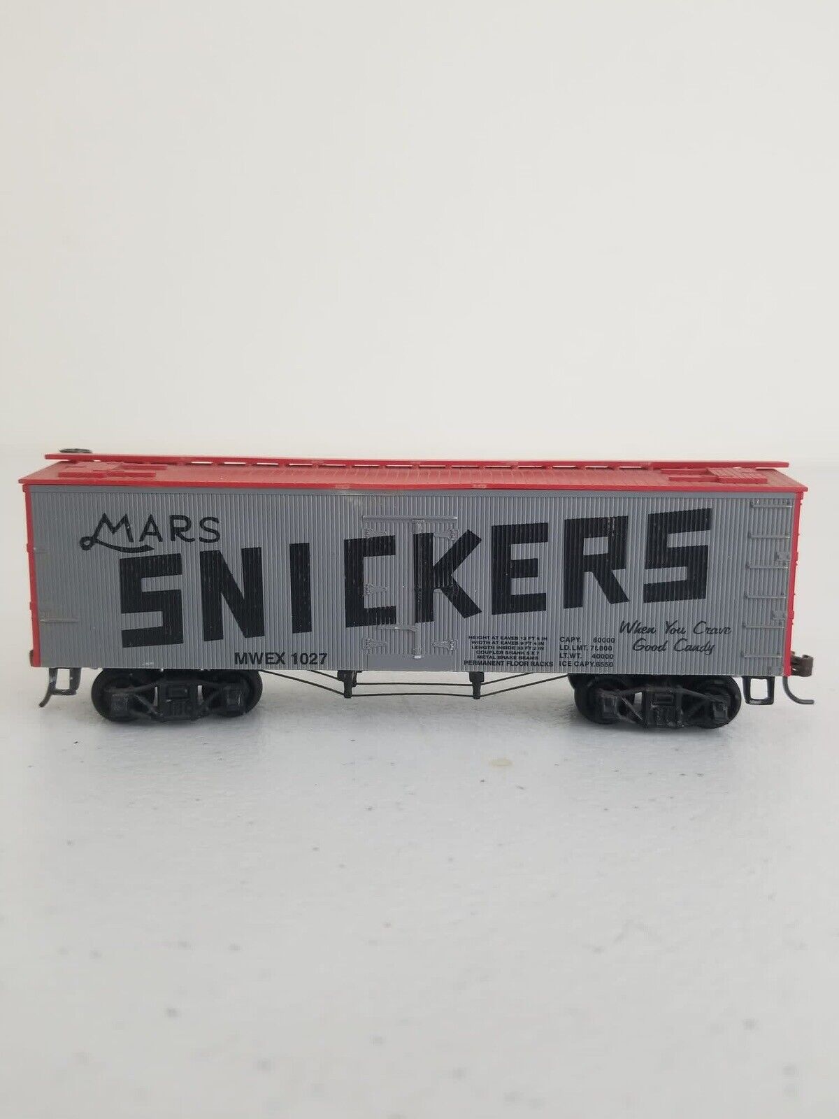 Vintage Train Car Lot: Snickers, Hormel, Southern Pacific - 6 Collectible Boxcars - TreasuTiques