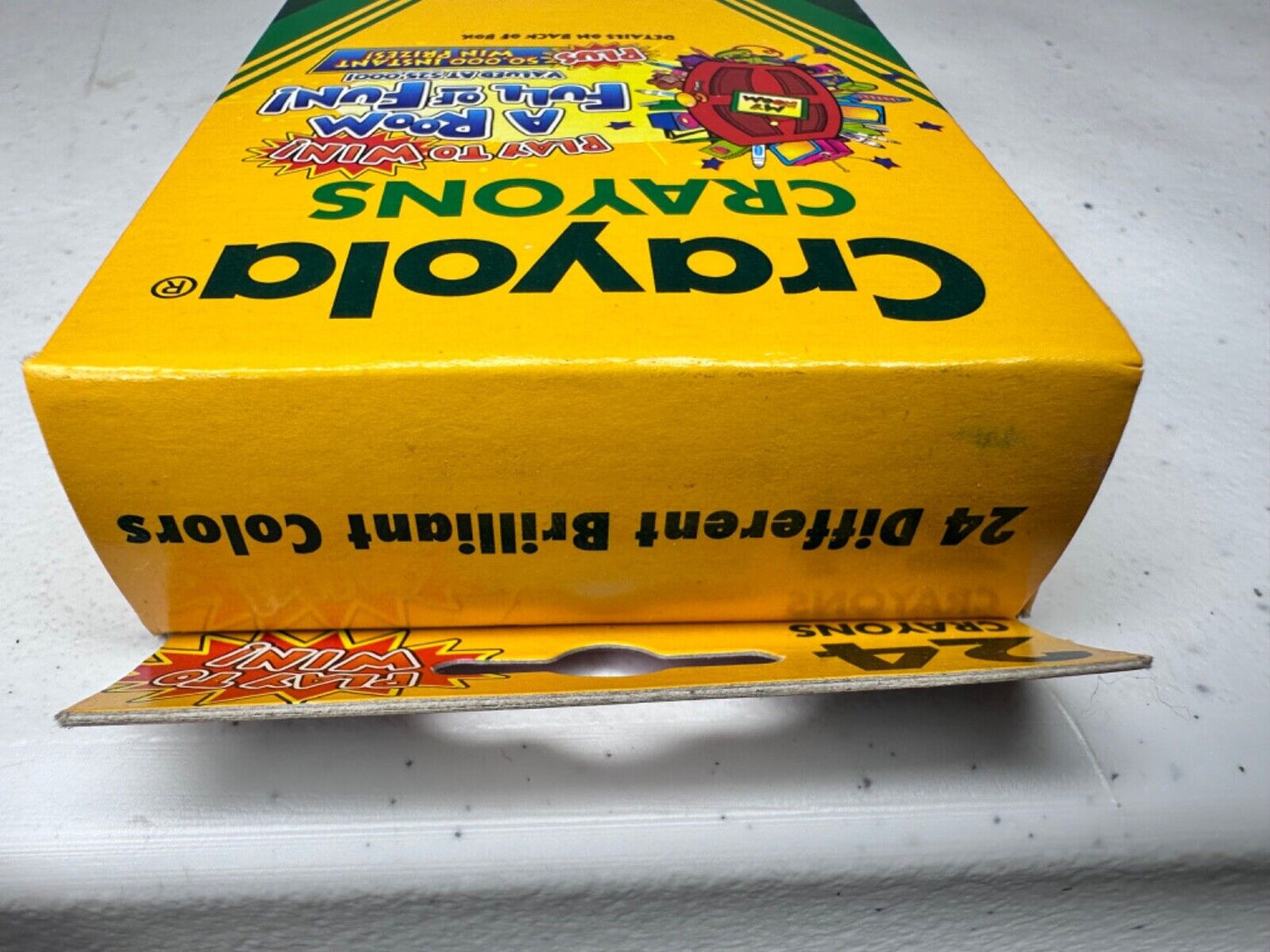 Vintage Crayola 24 Crayons 1996 Play To Win Game - New, Unopened Box - Rare Collectible - TreasuTiques