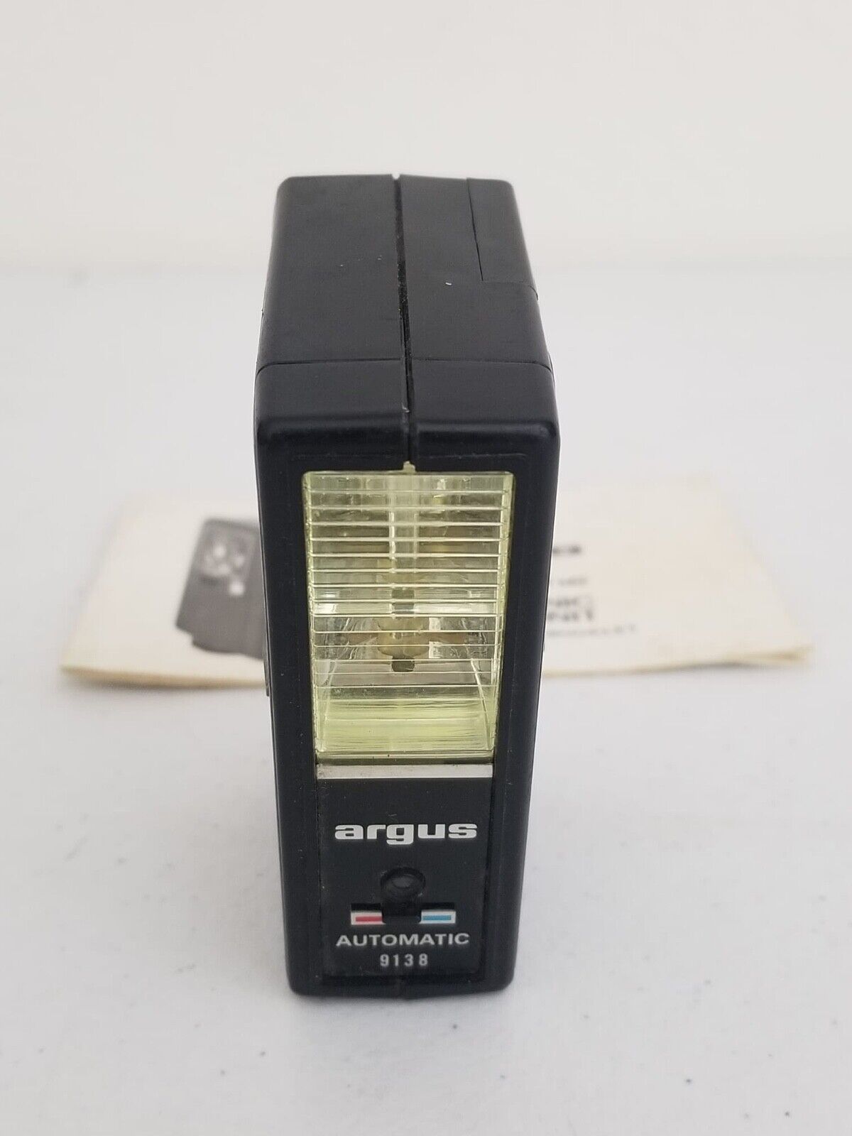 Vintage Argus 9138 Automatic Electronic Flash for Camera - Rare Photography Accessory - TreasuTiques