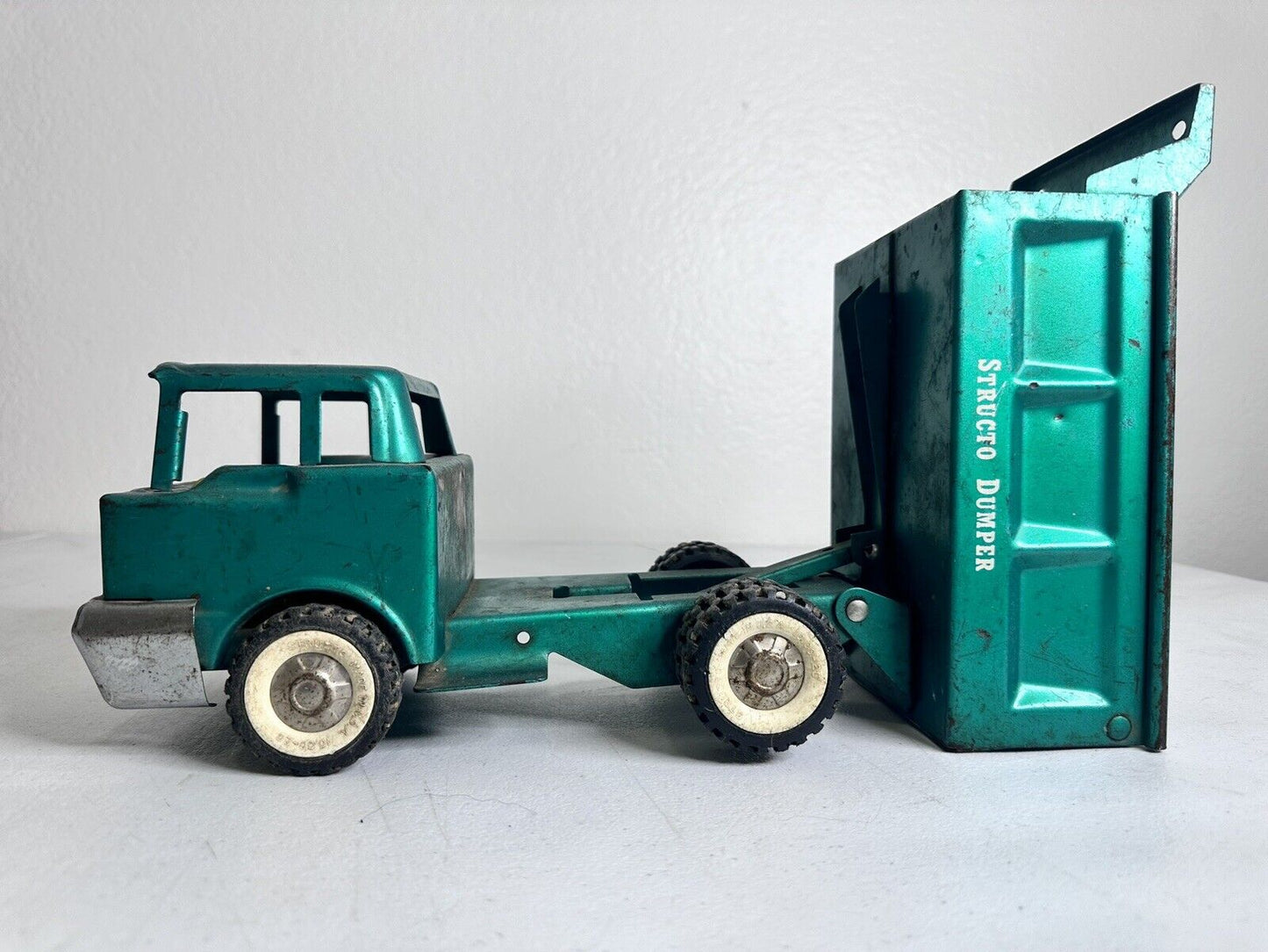 Vintage 1950s Structo Toys Green Metal Dump Truck - Classic Collectible Dumper - TreasuTiques