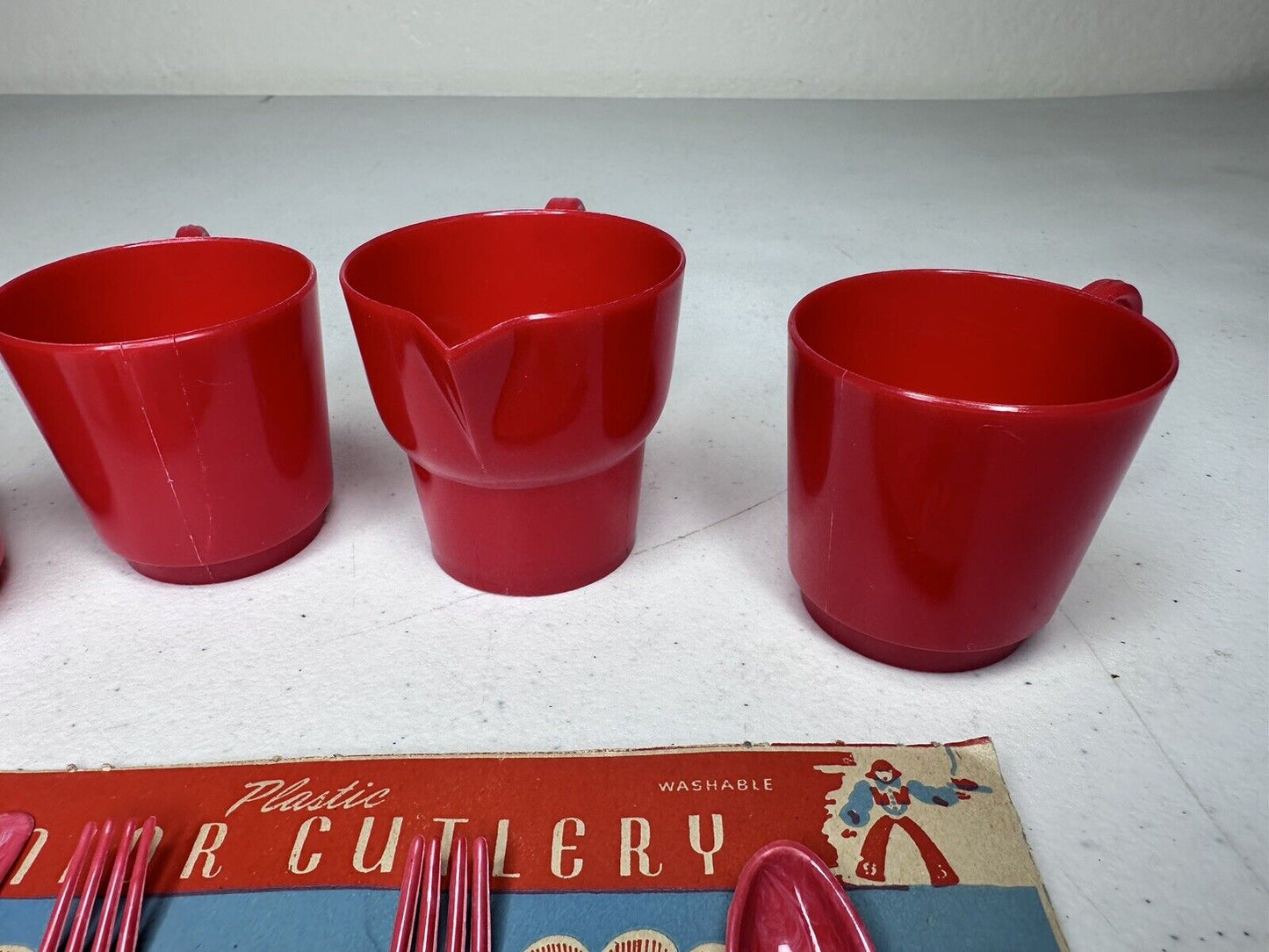 Antique 1930s Red Plastic Junior Cutlery Set by Ideal Novelty – Nostalgic Vintage Find - TreasuTiques