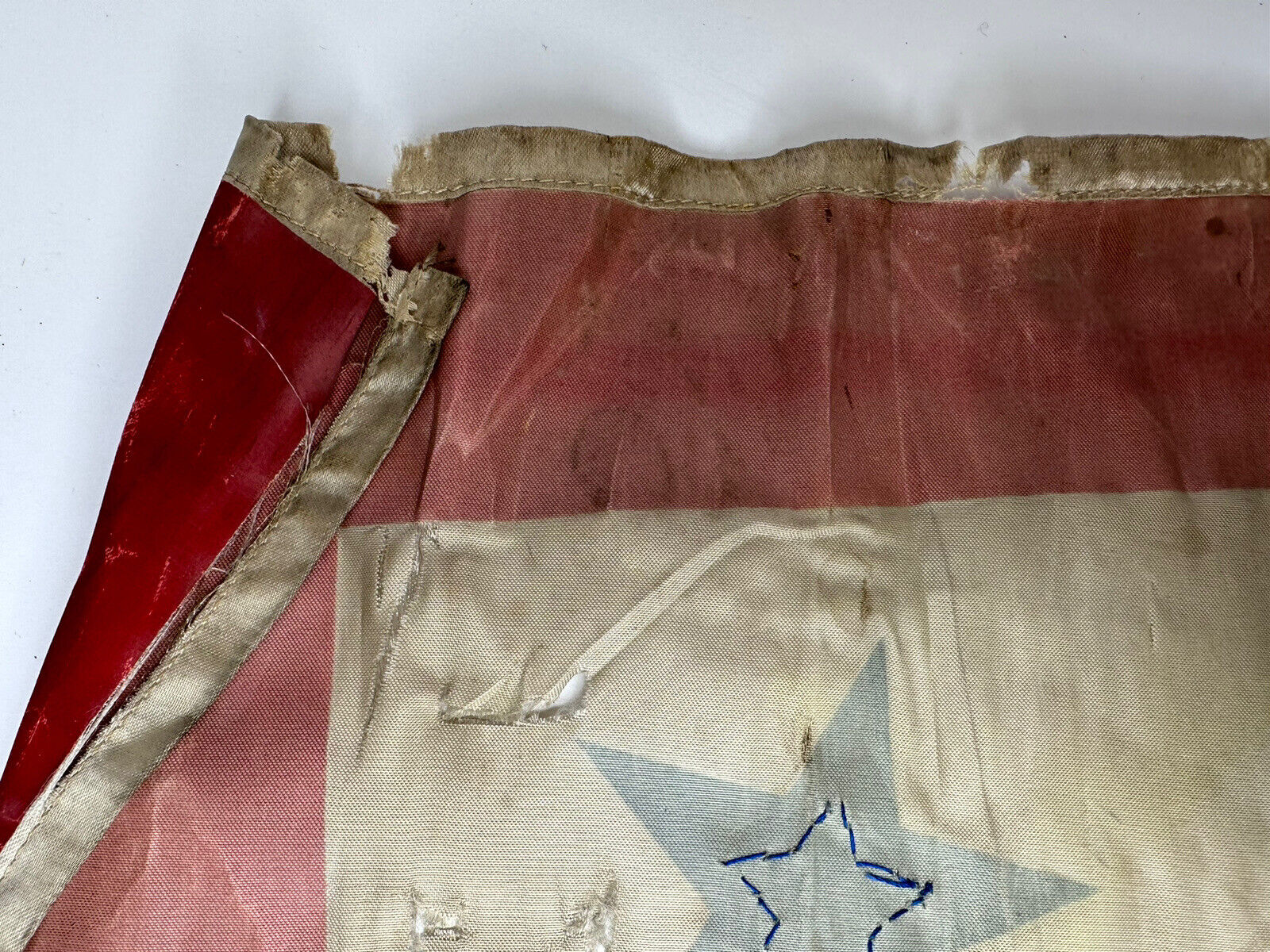 Original World War I Gold Star Mother Window Banner - Symbol of Valor and Sacrifice - TreasuTiques