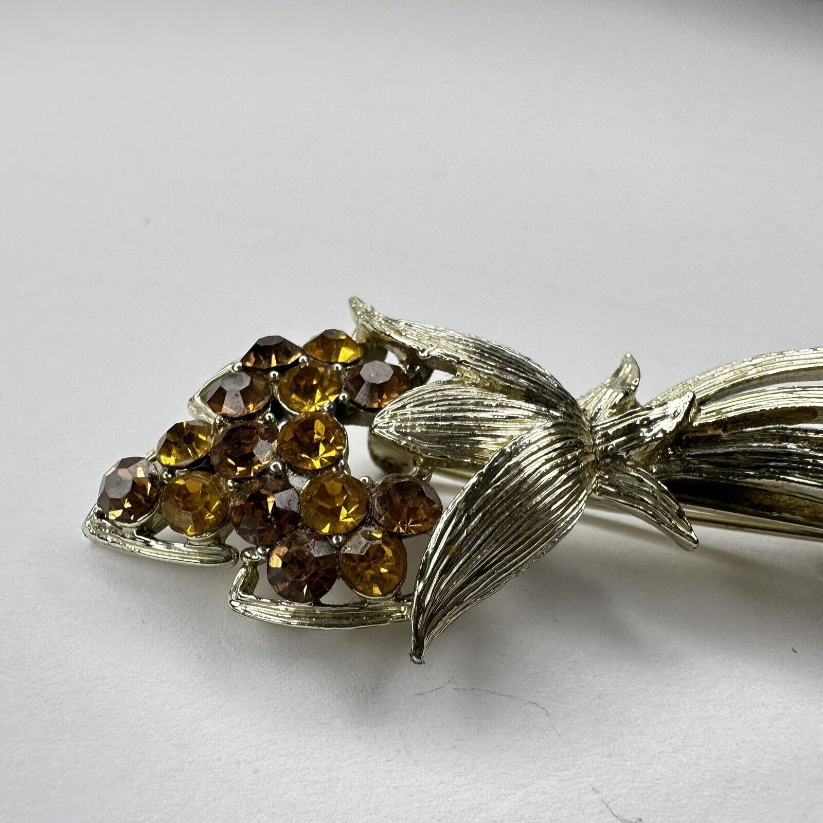 Elegant Vintage Citrine Gold Tone Crystal Glass Flowers Brooch - Vintage Fashion Accessory - TreasuTiques