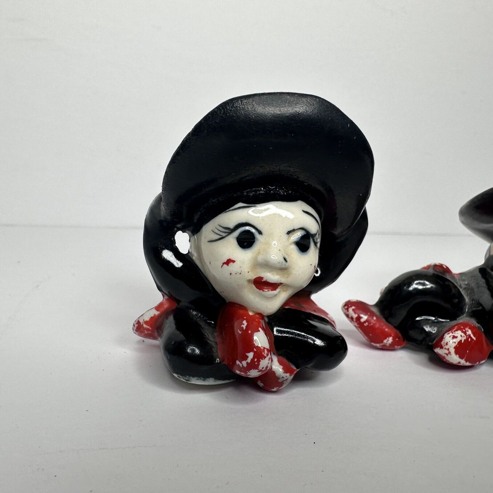 Rare Vintage 1960s Witches Salt & Pepper Shaker Set - Made in Occupied Japan - Halloween Decor - TreasuTiques