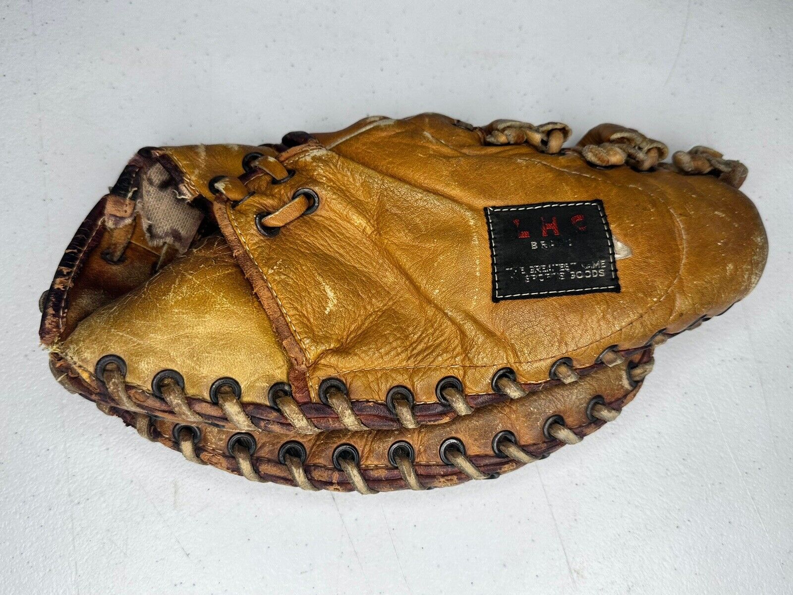 Vintage LHC Baseball Glove Model 508 - Collectible 1940s Leather Sports Memorabilia - TreasuTiques
