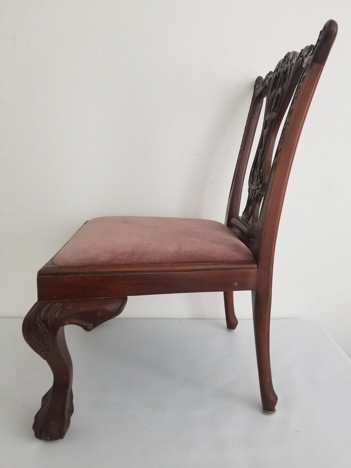 Elegant Antique Chippendale Chair with Cabriole Legs and Claw-and-Ball Feet - Circa 1750s, 26" Width - TreasuTiques