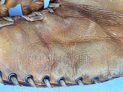 Vintage LHC Baseball Glove Model 508 - Collectible 1940s Leather Sports Memorabilia - TreasuTiques