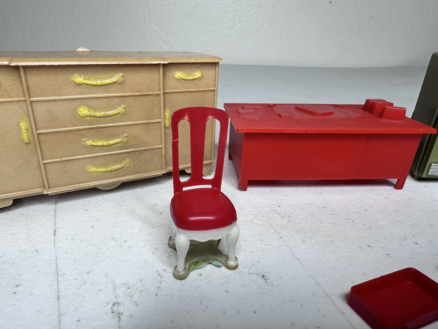 Vintage Dollhouse Furniture Lot - Unique Miniature Chair, Fridge, Drawers, and Bathtub Set - Perfect for Parts or Restoration Projects - TreasuTiques