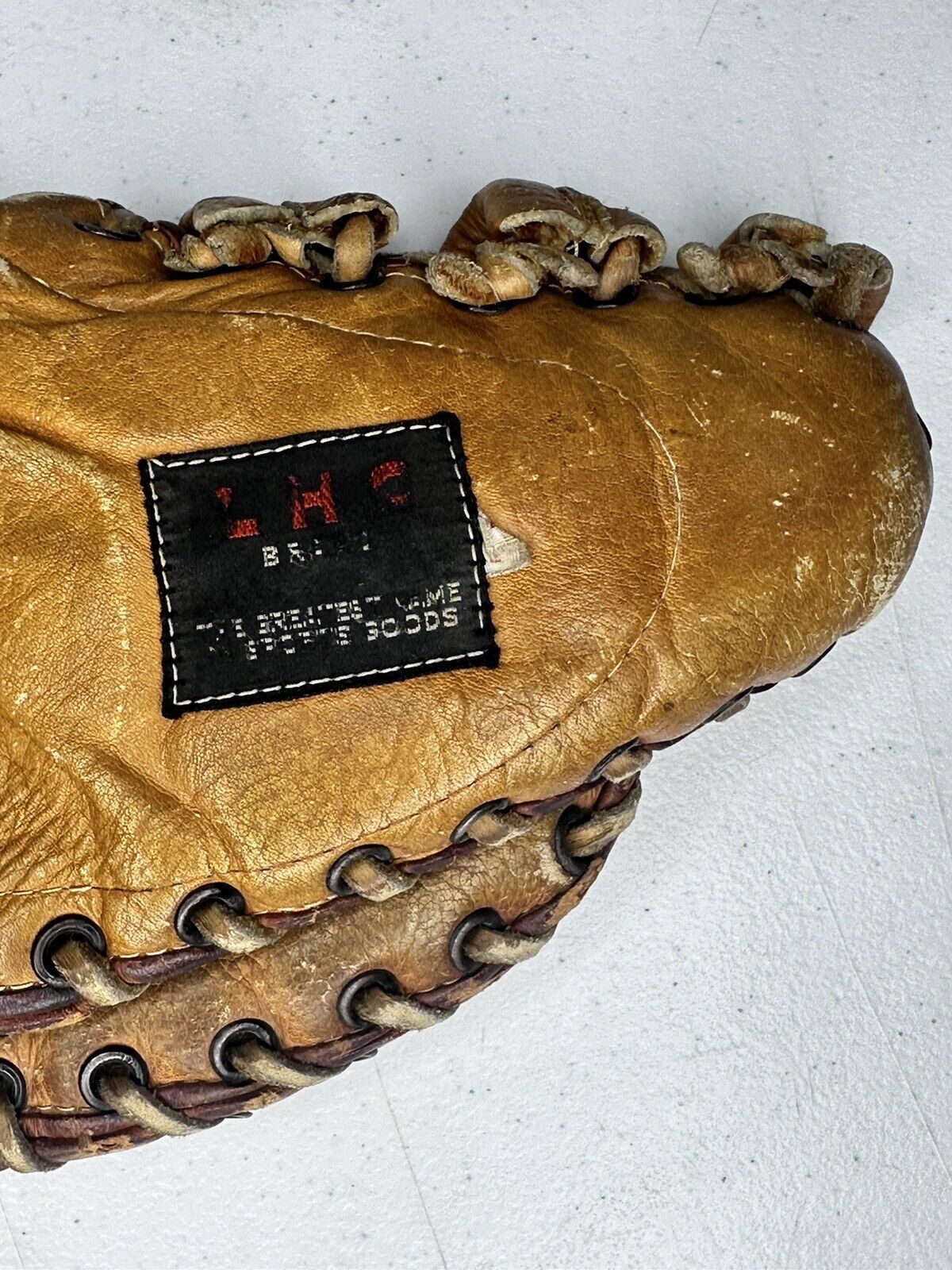 Vintage LHC Baseball Glove Model 508 - Collectible 1940s Leather Sports Memorabilia - TreasuTiques