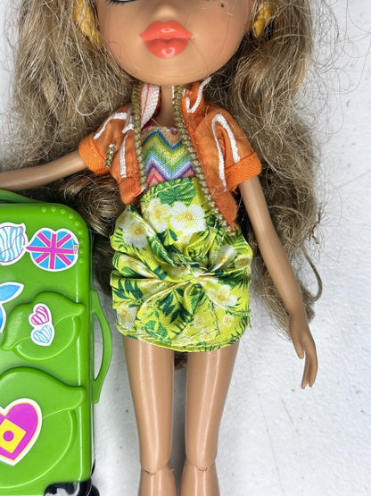 2015 Bratz Yasmin Doll - Brazil Study Abroad Series | Tropical Fashion MGA Collectible Figure - TreasuTiques