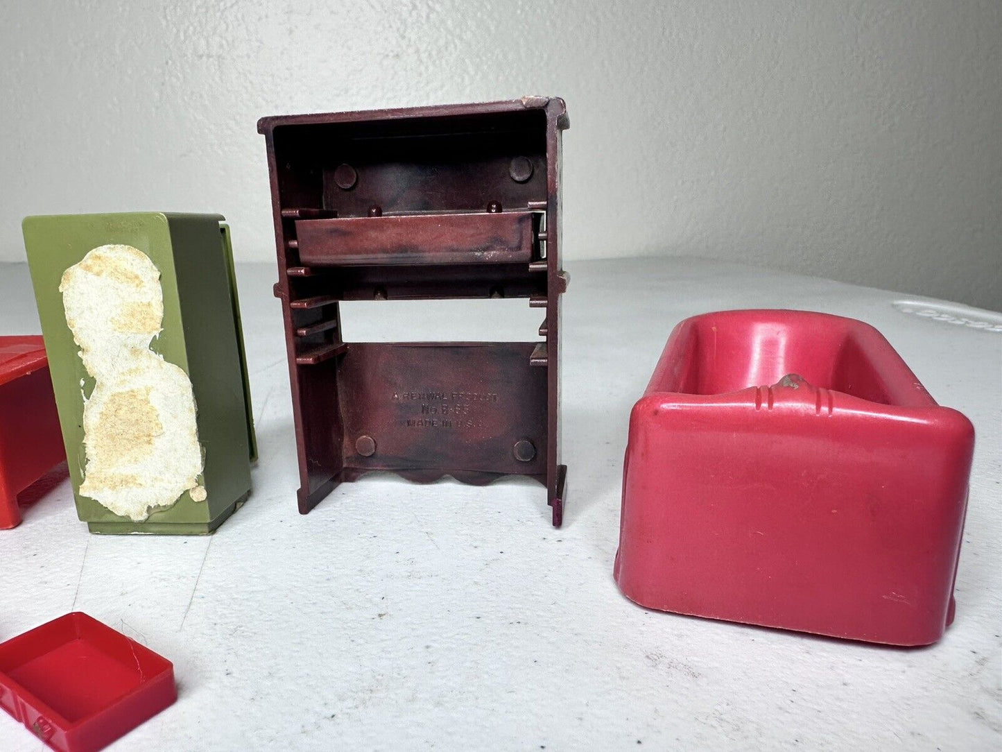 Vintage Dollhouse Furniture Lot - Unique Miniature Chair, Fridge, Drawers, and Bathtub Set - Perfect for Parts or Restoration Projects - TreasuTiques