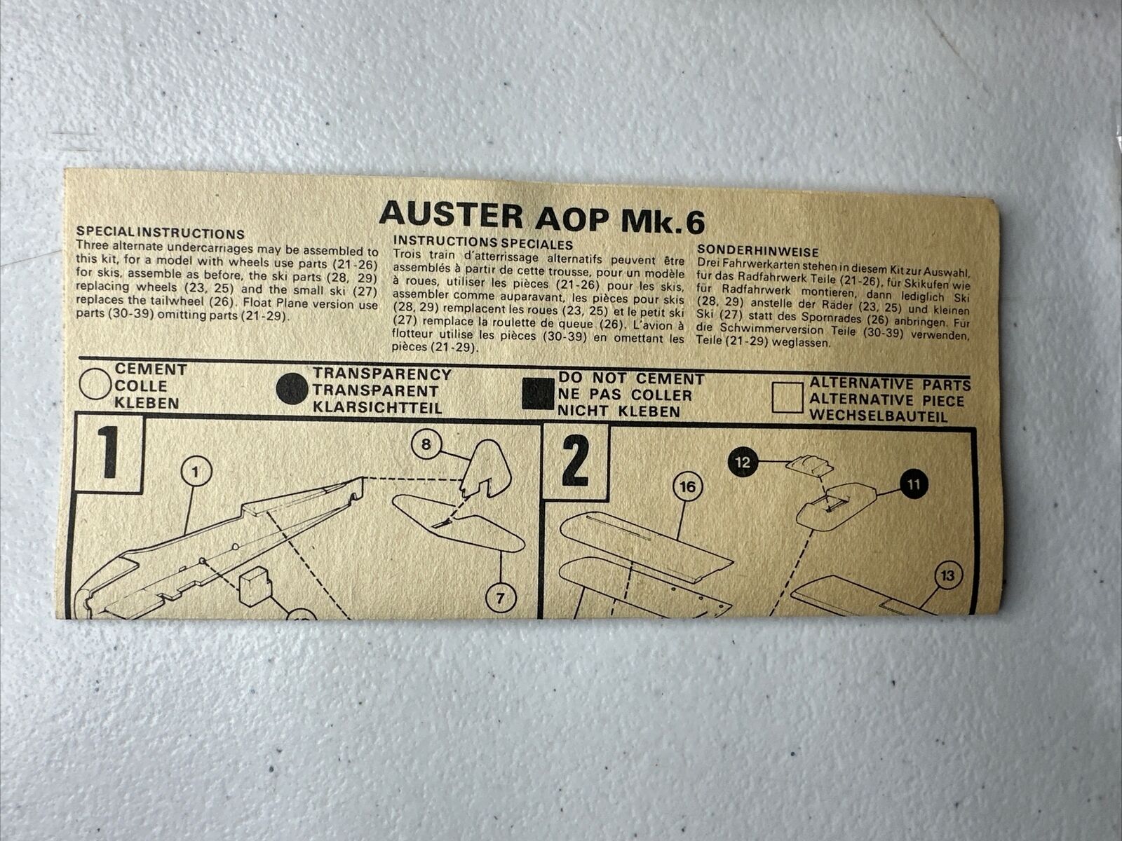 Vintage Airfix Auster AOP VI Model Kit 1/72 Scale - Complete Collectible for Model Enthusiasts - TreasuTiques