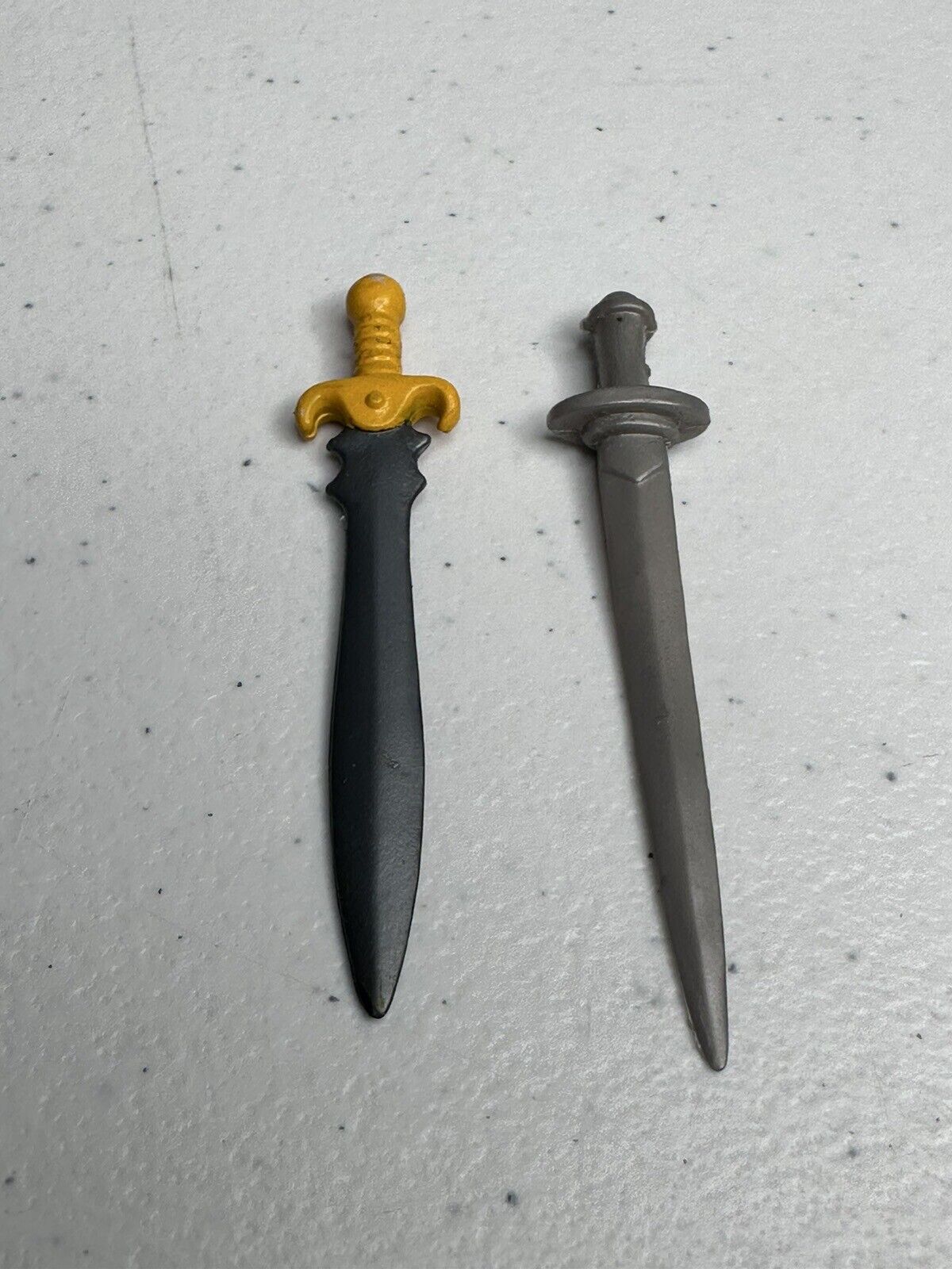1980s Authentic AD&D Swords of Warduke & Strongheart - Vintage RPG Accessories - TreasuTiques