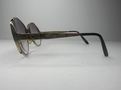 Retro Chic 1978 American Optical 135 Oscar de La Renta Model 619 Gold Sunglasses - TreasuTiques