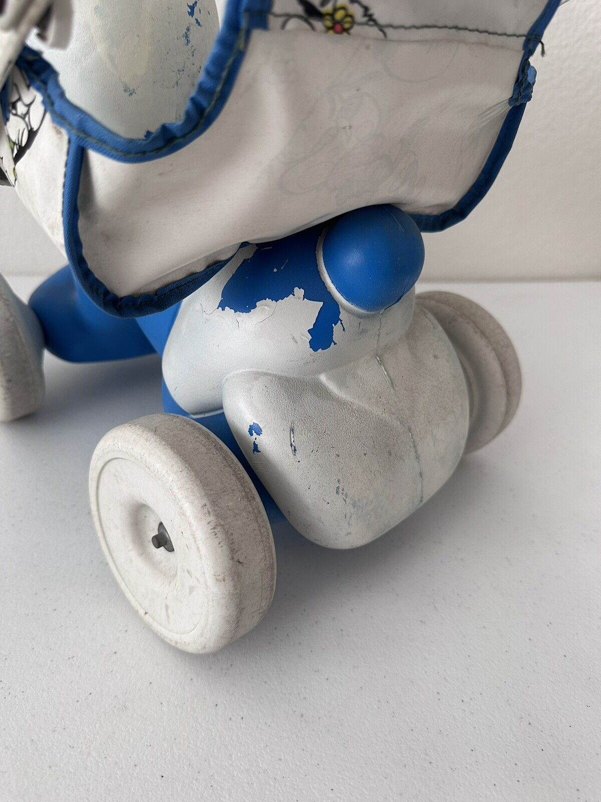 Rare 1982 Coleco Smurf Piggyback Doll Stroller - Vintage Blue & White Collectible Toy - TreasuTiques