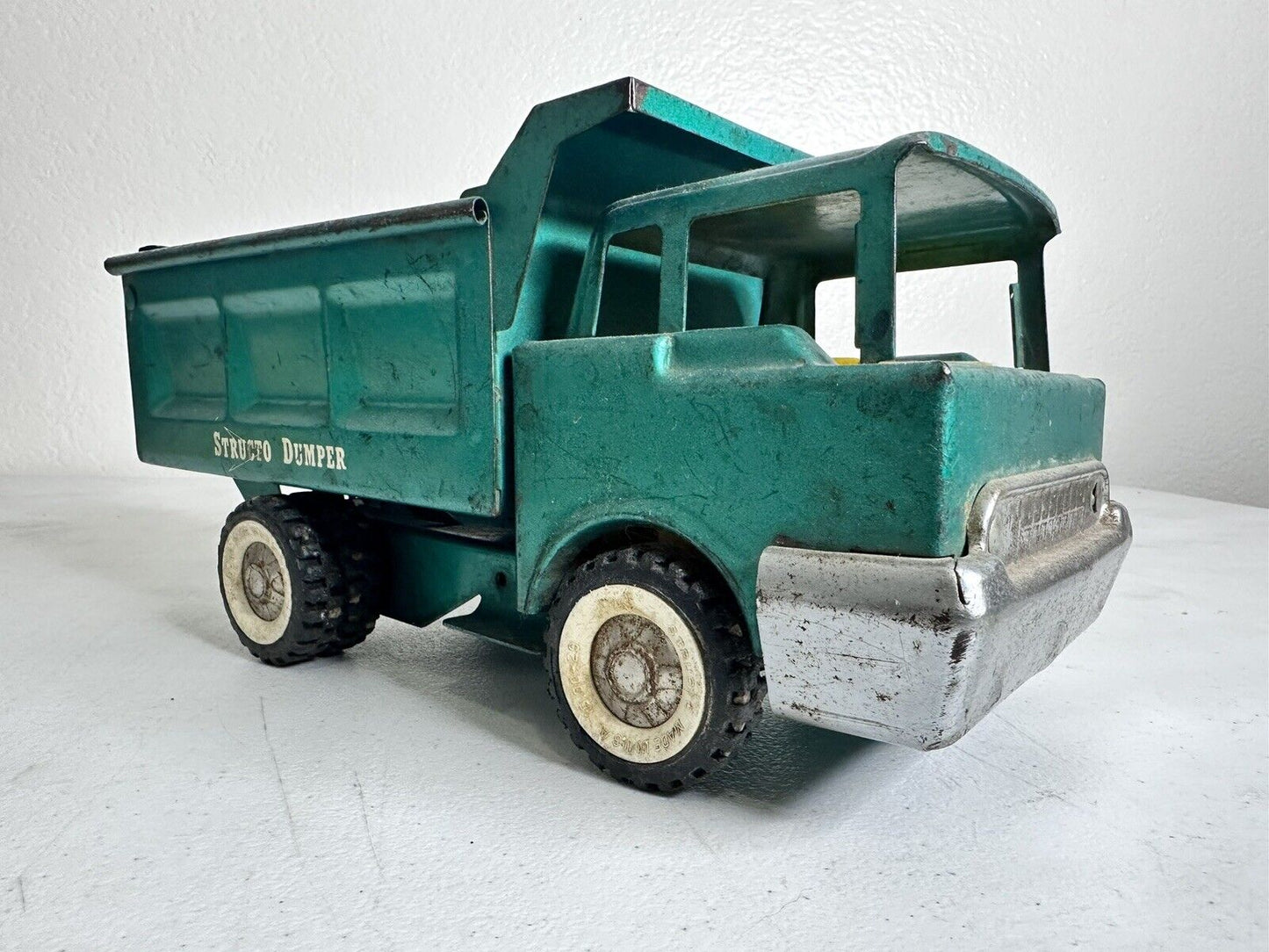 Vintage 1950s Structo Toys Green Metal Dump Truck - Classic Collectible Dumper - TreasuTiques