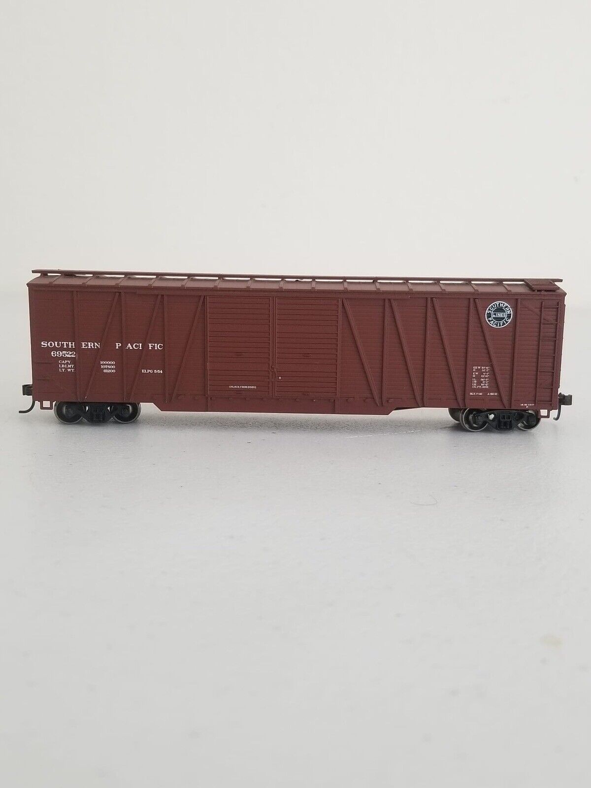 Authentic Bachmann Vintage Model Train Car Lot - Santa Fe Caboose, SP & NP Box Cars, Collectibles - TreasuTiques