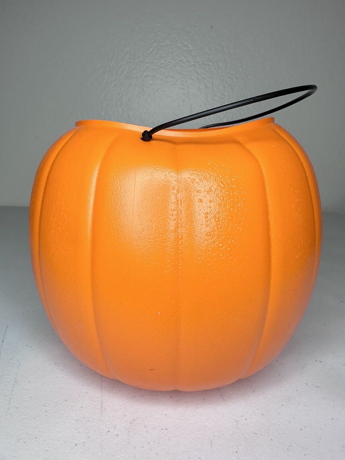 Vintage Classic Smiling Pumpkin Lantern - USA-Made Halloween Candy Bucket by General Foam Plastics - TreasuTiques