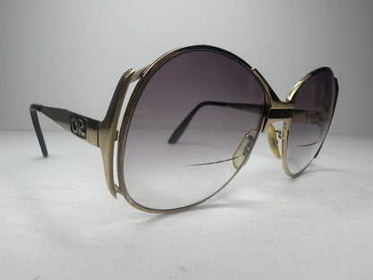 Retro Chic 1978 American Optical 135 Oscar de La Renta Model 619 Gold Sunglasses - TreasuTiques