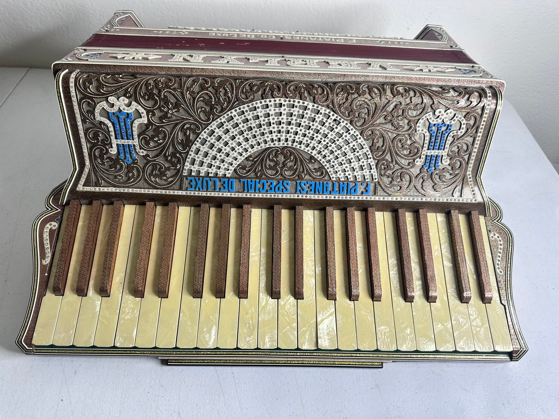 Rare Antique F. Piatanesi Special Deluxe Italian 1930s Piano Accordion - All Original, Untested, 60+ Years in Storage - TreasuTiques