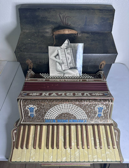 Rare Antique F. Piatanesi Special Deluxe Italian 1930s Piano Accordion - All Original, Untested, 60+ Years in Storage - TreasuTiques